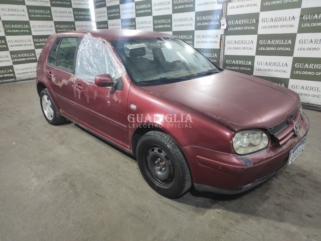 Veículo VW - VolksWagen Golf Volkswagen Golf 2000 Vermelho Gasolina 2000 em leilão