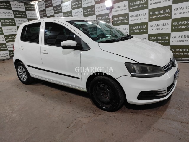 Veículo VW - VolksWagen Fox VOLKSWAGEN/FOX TL MB 2014/2015 2015 em leilão