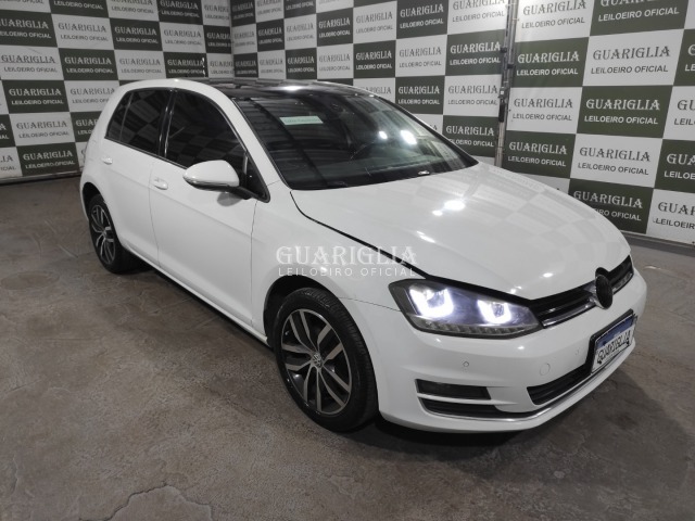 Veículo VW - VolksWagen Golf Volkswagen Golf Highline AA - O******8 - 2013/2014 - Gasolina 2014 em leilão