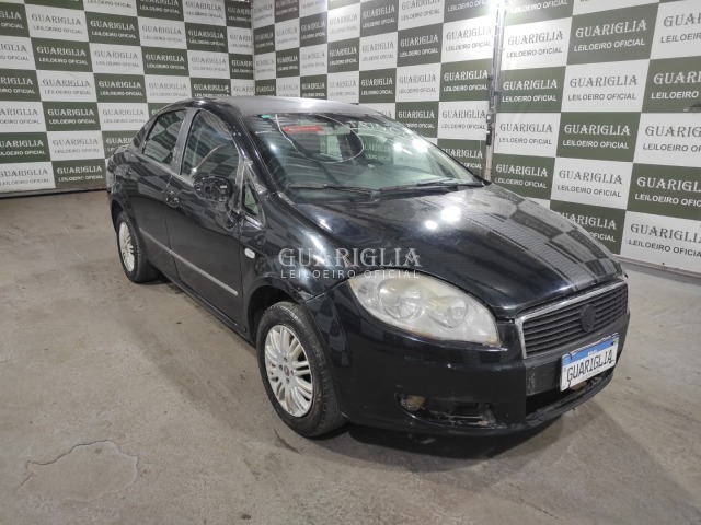 Veículo Fiat Linea FIAT/LINEA ESSENCE DUAL - H*****1 - 2012 2012 em leilão