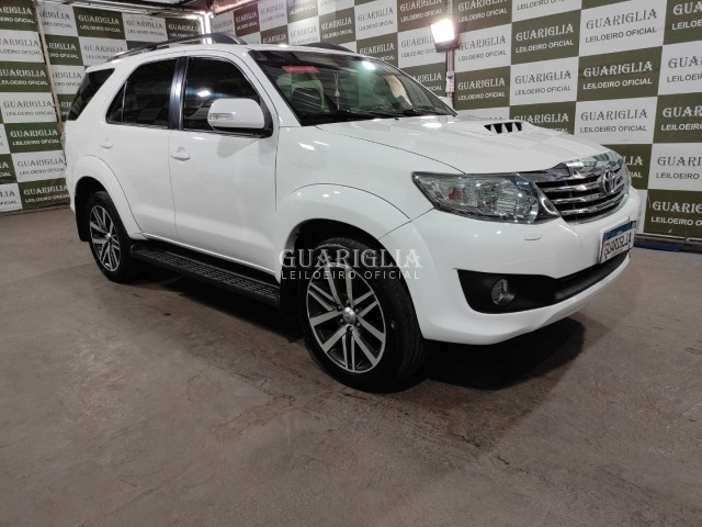 Veículo Toyota Hilux SW4 TOYOTA/HILUX SW4 SRV4X4 - O*****6 - 2012 - 2013 - DIESEL 2013 em leilão