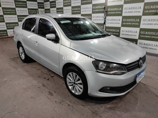 Veículo VW - VolksWagen Voyage VOLKSWAGEN VOYAGE 1.6 2013/2014 Prata 2014 em leilão