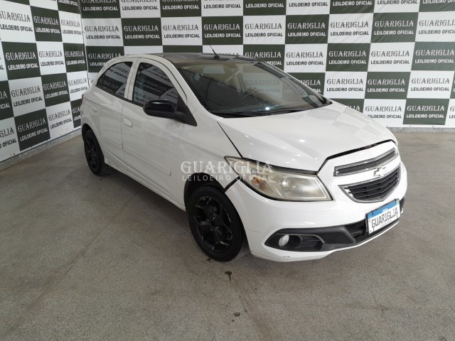 Veículo GM - Chevrolet Onix CHEVROLET/ONIX 1.0MT LT - 2013 2013 em leilão