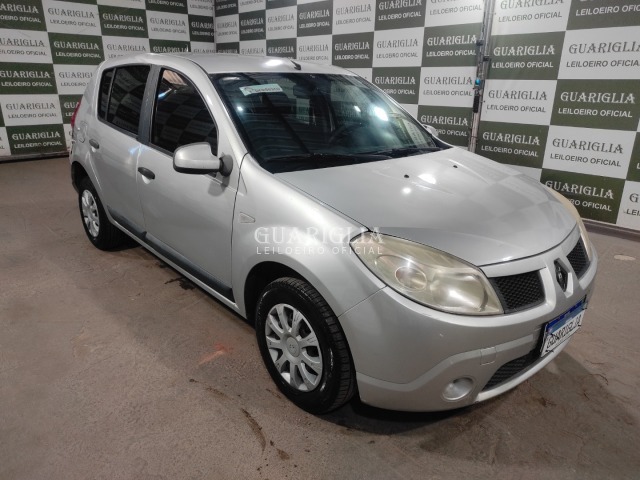 Veículo Renault Sandero RENAULT/SANDERO - E*****9 - 2010 - 2011 2011 em leilão