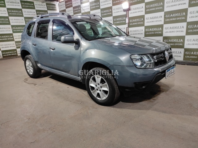 Veículo Renault Duster Renault Duster 16 E CVT 2018/2019 Cinza 2019 em leilão