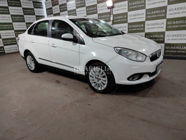 Veículo Fiat Siena FIAT/SIENA ESSENCE 1.6 - O*****3 - 2014 - 2015 2015 em leilão