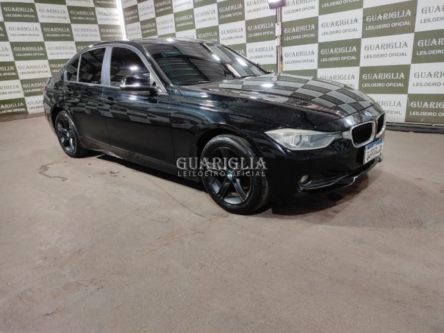 BMW 320I ACTIVE 2013/2014 Preta