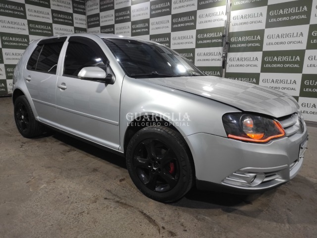 Veículo VW - VolksWagen Golf VOLKSWAGEN GOLF 1.6 SPORTLINE 2009/2010 2010 em leilão