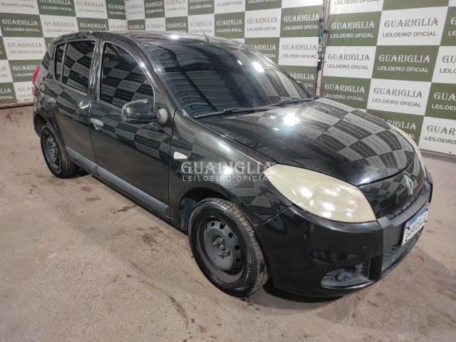 Veículo Renault Sandero RENAULT SANDERO 2011/2012 PRETA 2012 em leilão