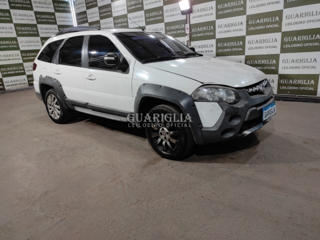 Veículo Fiat Palio Weekend FIAT/PALIO WEEKEND ADVENTURE 2016 2016 em leilão