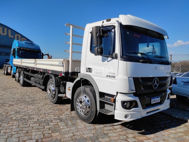 Veículo MERCEDES-BENZ Atego MERCEDES-BENZ ATEGO 2426 2013 2013 em leilão