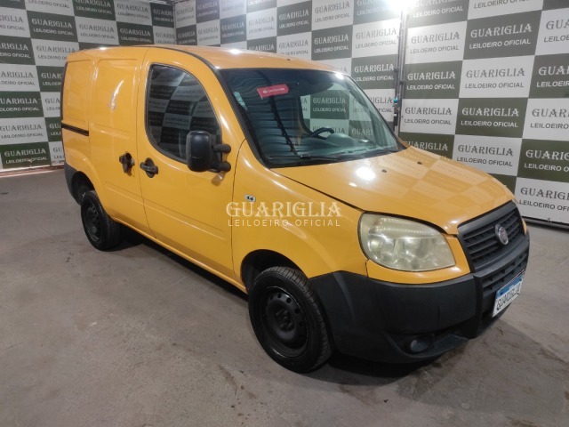Veículo Fiat Doblo FIAT/DOBLO CARGO 1.4 2013 Amarela 2013 em leilão