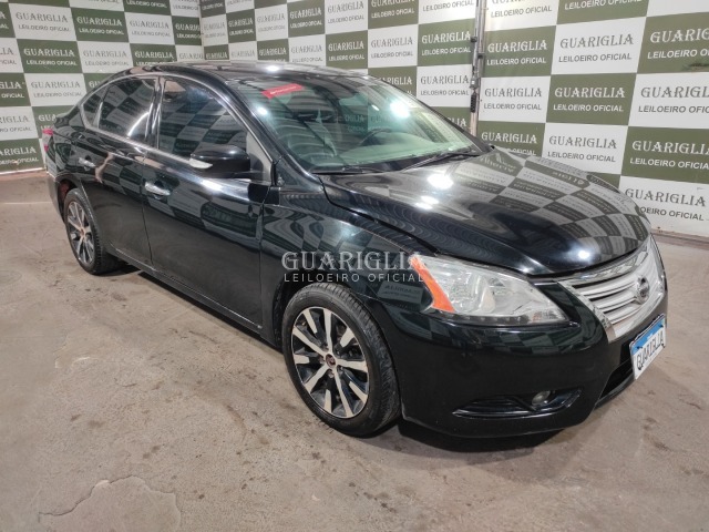 Veículo Nissan Sentra NISSAN SENTRA 20SV CVT 2014/2015 2015 em leilão