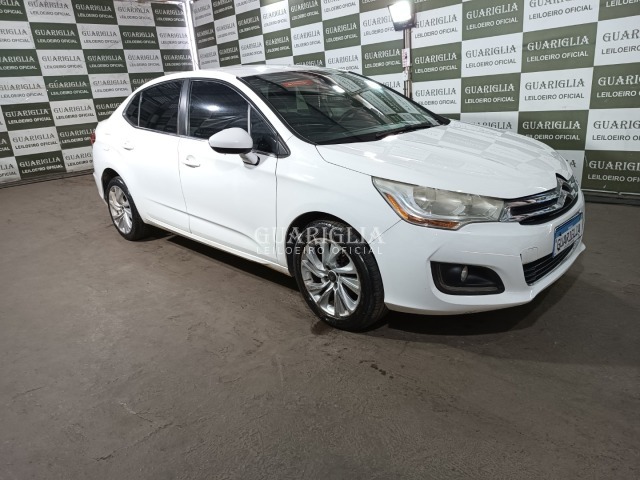 Veículo Peugeot C4 CITROEN/C4 L M 2L TEND 2013/2014 2014 em leilão