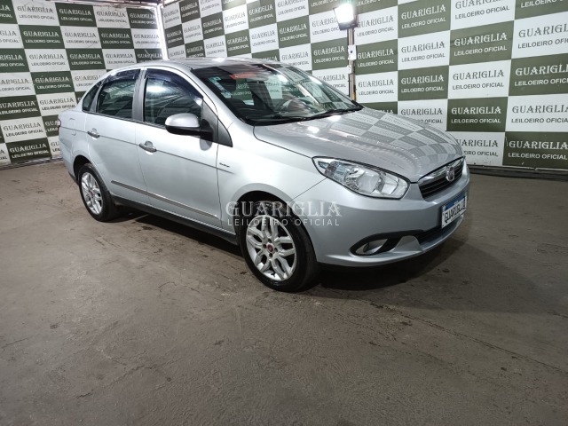 Veículo Fiat Siena FIAT/SIENA ESSENSE 1.6 2014/2015 2015 em leilão