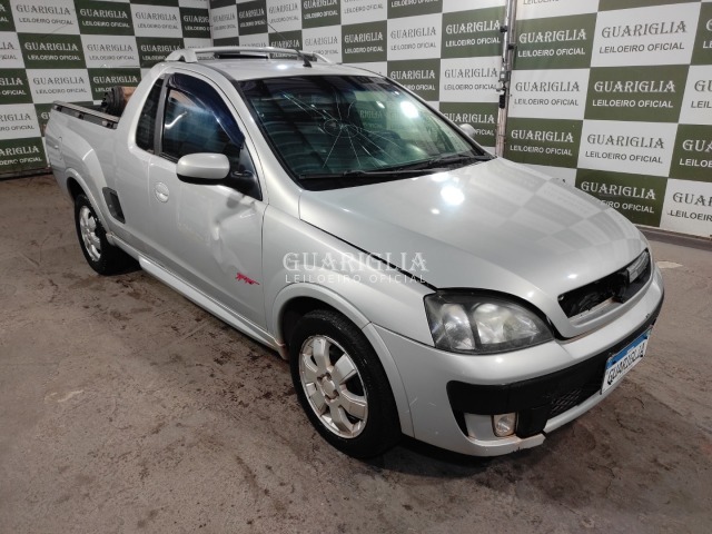 Veículo GM - Chevrolet Montana CHEVROLET MONTANA SPORT 2004 Conservado 2005 em leilão