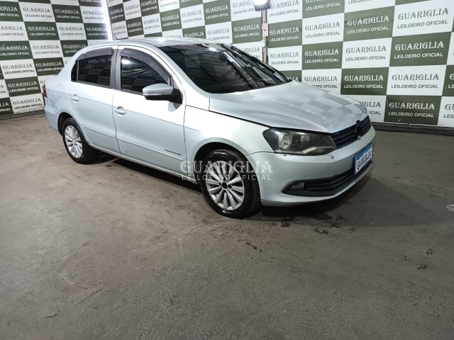 Veículo VW - VolksWagen Voyage VOLKSWAGEN/VOYAGE CL MB 2014/2015 2015 em leilão