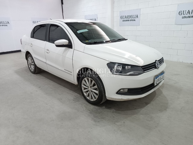 Veículo VW - VolksWagen Voyage VOLKSWAGEN/VOYAGE CL MB - P*****6 - 2015 - 2016 - ALC/GAS 2016 em leilão