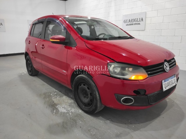 Veículo VW - VolksWagen Fox VOLKSWAGEN/FOX 1.0 GII 2012/2013 Vermelha 2013 em leilão