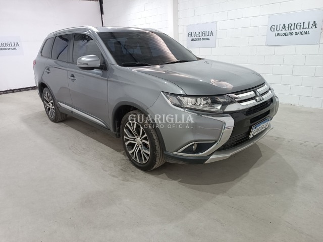 Veículo Mitsubishi Outlander MITSUBISHI OUTLANDER COMFORT 2018 2018 em leilão