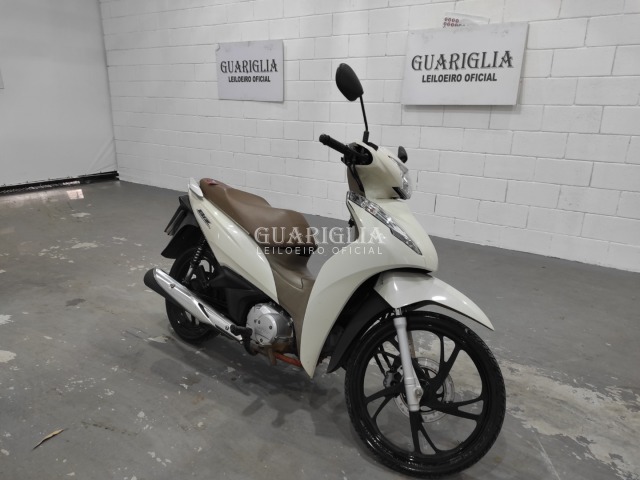 Veículo HONDA Biz HONDA/BIZ 125 2023 Conservado 2024 em leilão
