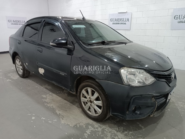 Veículo Toyota Etios TOYOTA ETIOS SD XLS15 AT 2017/2018 2018 em leilão