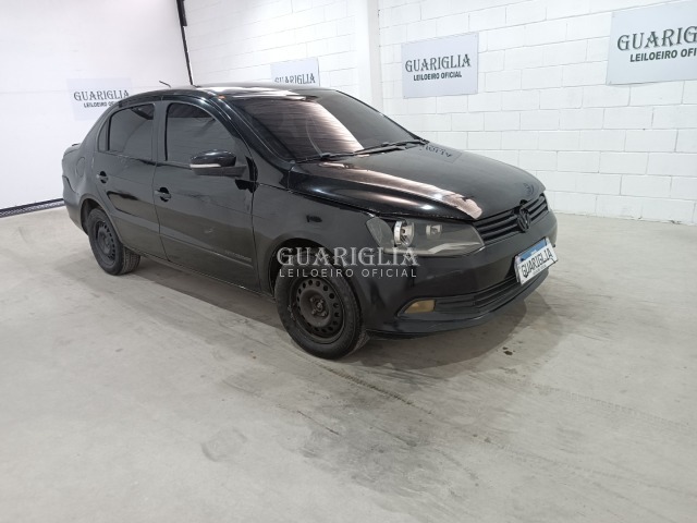 Veículo VW - VolksWagen Voyage VOLKSWAGEN/VOYAGE CL MA 2014/2015 2015 em leilão