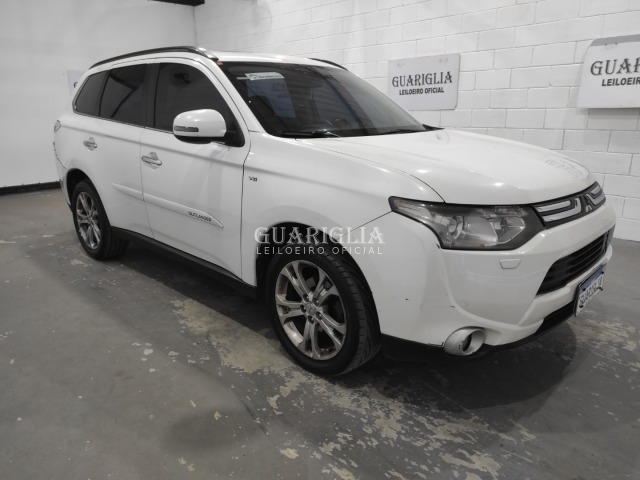 Veículo Mitsubishi Outlander MITSUBISHI/OUTLANDER 3.0 GT 2014 Conservado 2014 em leilão