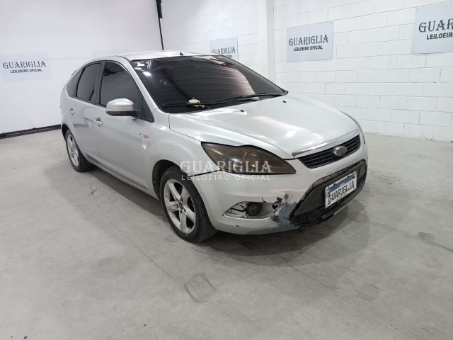 Veículo Ford Focus FORD FOCUS HC FLEX 2012/2013 2013 em leilão