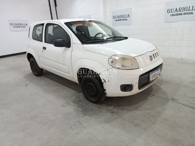 Veículo Fiat Uno FIAT/UNO VIVACE 1.0 - F*****5 - 2014 - ALC/GAS 2014 em leilão