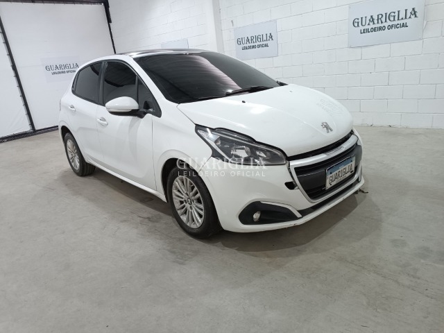 Veículo Peugeot 208 PEUGEOT/208 ALLURE MT - F*****5 - 2018 - 2019 - ALC/GAS 2019 em leilão