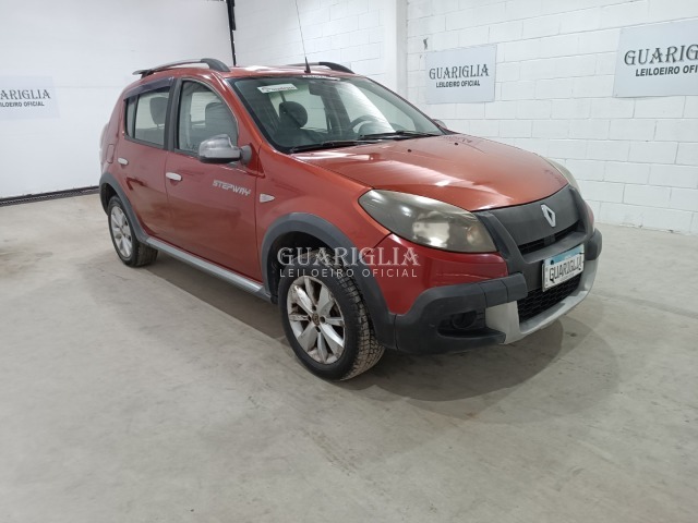 Veículo Renault Sandero Renault Sandero Stepway 2011/2012 2012 em leilão