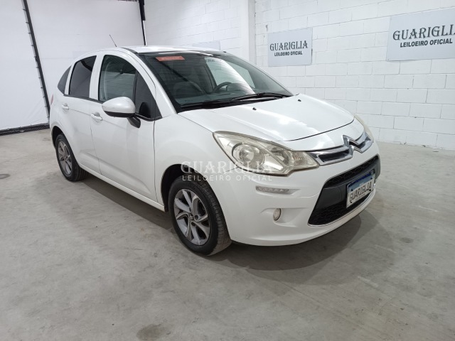 Veículo Citroën C3 Citroën C3 Attraction 2015/2016 Branca 2016 em leilão
