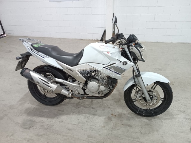 Veículo YAMAHA YS Yamaha YS 250 Fazer 2014 Branca 2014 em leilão