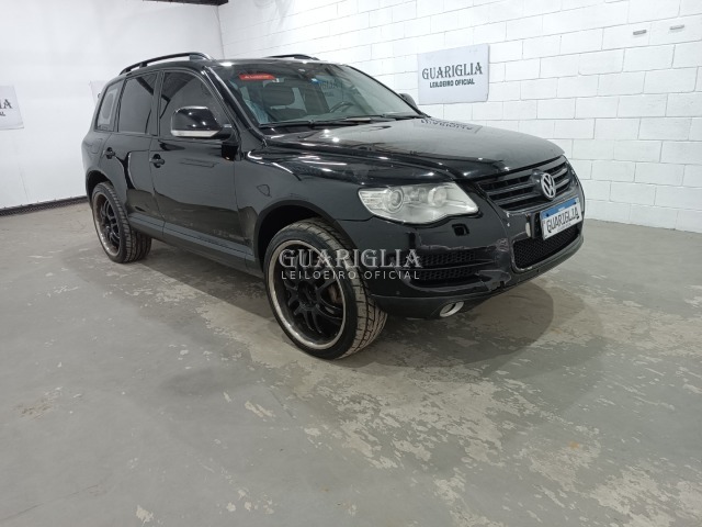 Veículo VW - VolksWagen Touareg VOLKSWAGEN/TOUAREG V6 - E*****2 - 2010 - GASOLINA 2010 em leilão