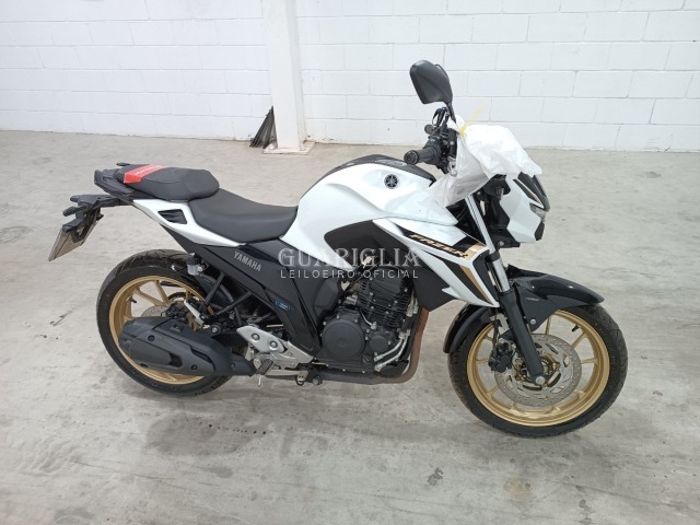 YAMAHA/FZ25 FAZER