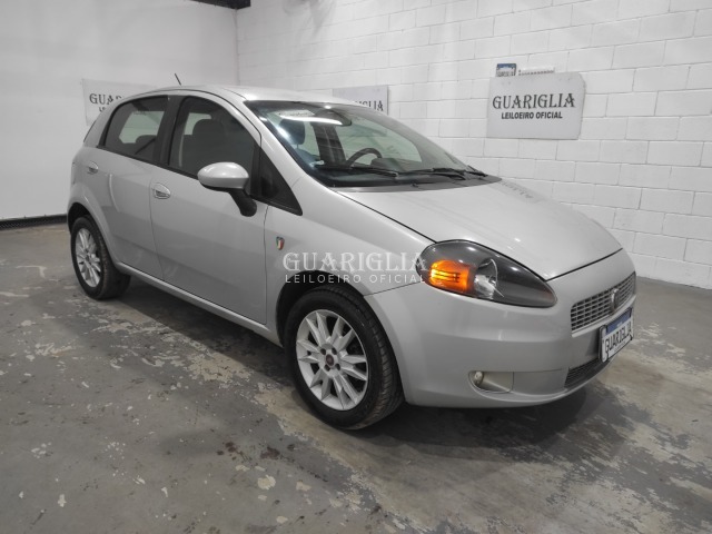 Veículo Fiat Punto FIAT/PUNTO ATTRACTIVE - 2011/2012 - ALC/GAS 2012 em leilão
