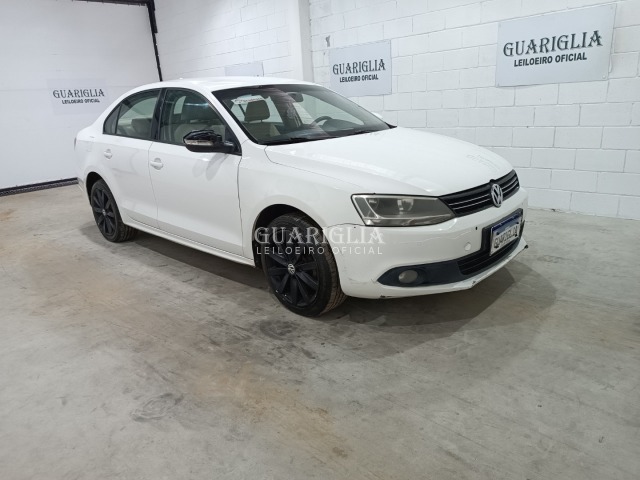 Veículo VW - VolksWagen Jetta VOLKSWAGEN/JETTA 2.0 - O*****3 - 2012 - GASOLINA 2012 em leilão