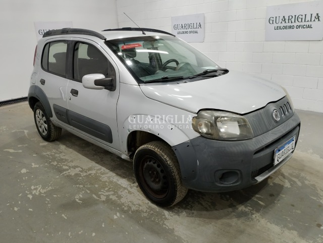 Veículo Fiat UNO WAY FIAT/UNO WAY 1.0 - I*****1 - 2013 - 2014 - ALC/GAS 2014 em leilão