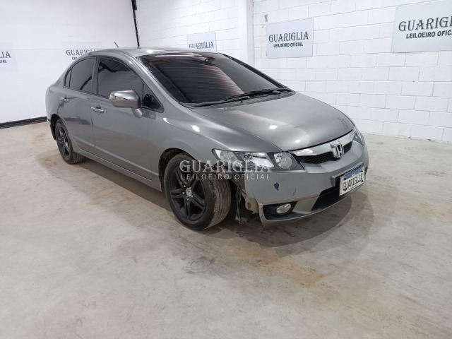 Veículo Honda Civic Honda Civic EXS 2006/2007 Gasolina 2007 em leilão